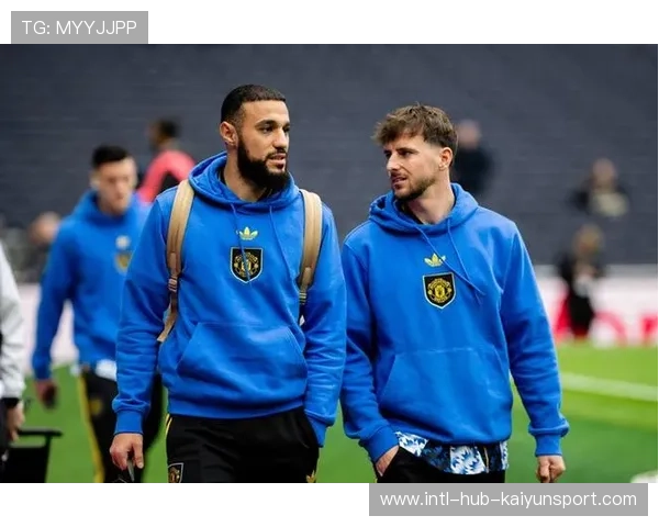 曼联备战热刺，年轻球员成为关键